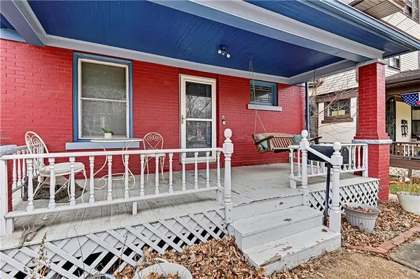 1225 W 40TH ST, Kansas City, MO 64111