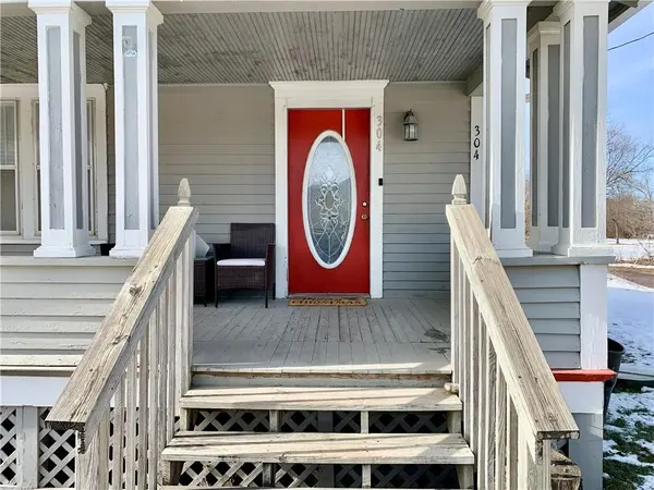 304 S Main ST, Ravenwood, MO 64479