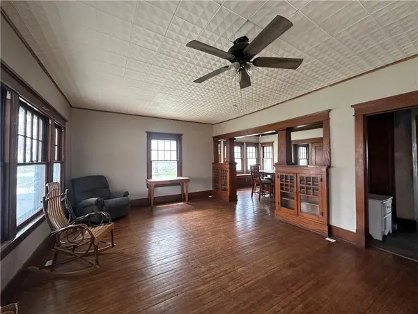 404 Main ST, Ridgeway, MO 64481