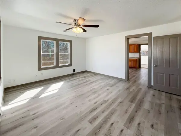 716 S Huston AVE, Altamont, KS 67330