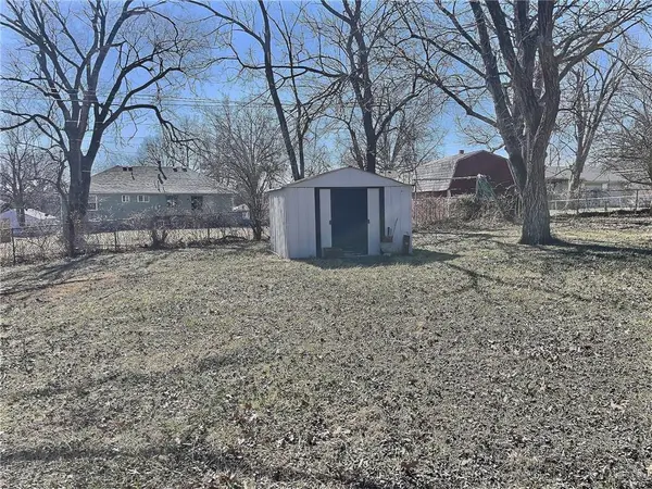 8600 Evanston AVE, Raytown, MO 64138