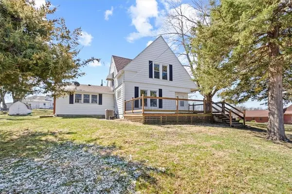 203 Main ST, De Kalb, MO 64440