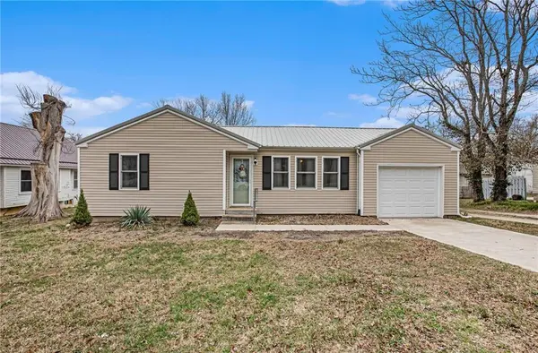 612 Polk ST, Warsaw, MO 65355