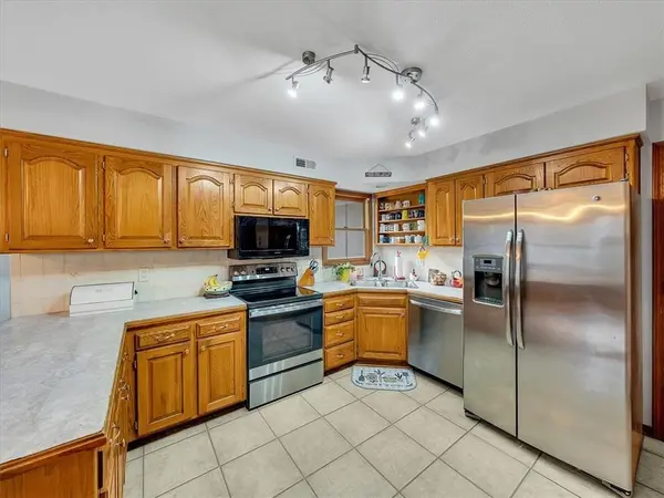 11804 S Outer Belt RD Lone Jack, MO 64070