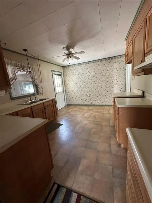 407 Morningside DR, Richmond, MO 64085
