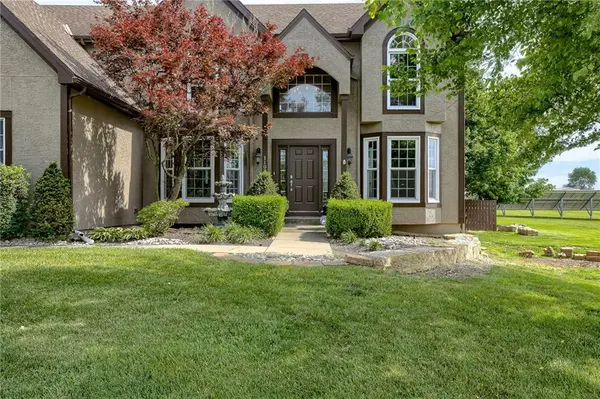 1107 E Gore RD, Raymore, MO 64083