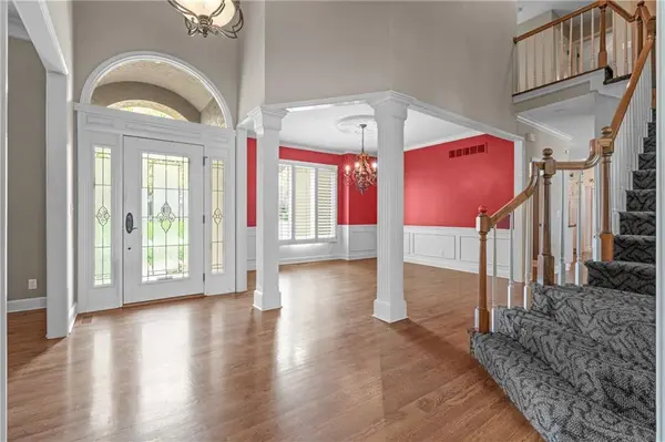 13144 El Monte DR, Leawood, KS 66209