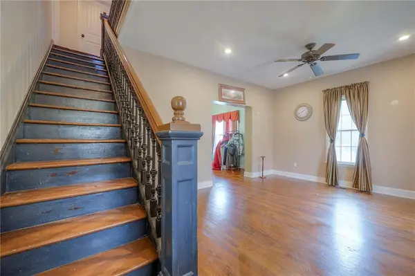 104 Temple AVE, Excelsior Springs, MO 64024