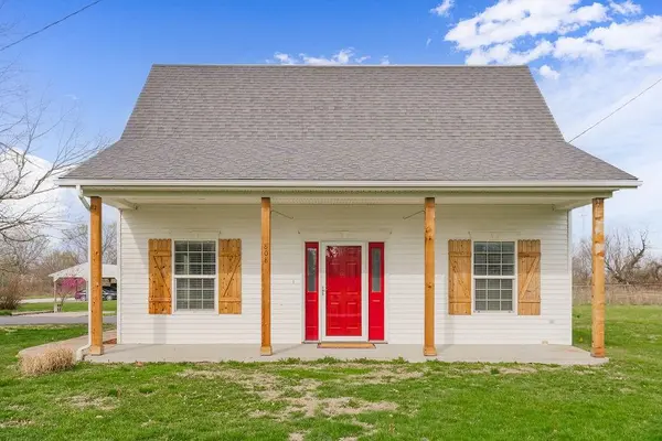 808 N Holmes RD, Drexel, MO 64742