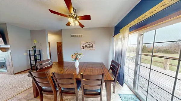 11127 State KK HWY, Weatherby, MO 64497