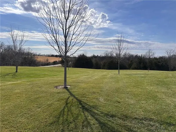 11127 State KK HWY, Weatherby, MO 64497