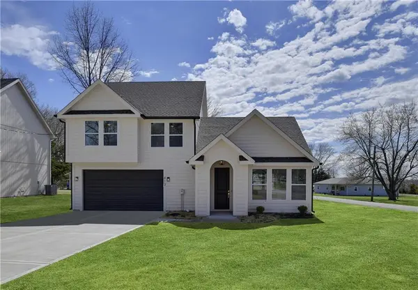 413 W Walnut ST,  Cleveland,  MO 64734