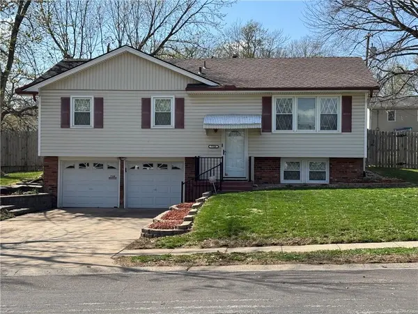 7328 Harvard DR, Raytown, MO 64133