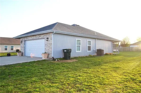 518 S Wilson ST, Archie, MO 64725