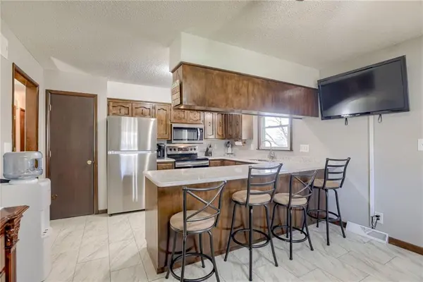 100 Owens AVE, Smithville, MO 64089