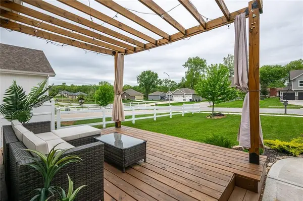 8823 W Longview Pkwy, Kansas City, MO 64138