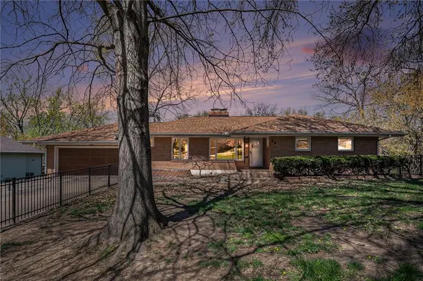 14 NW 39th ST, Kansas City, MO 64116