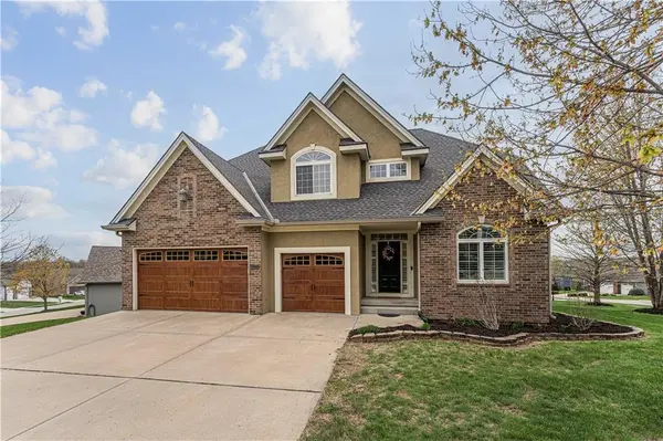 2202 Greenfield CT, Kearney, MO 64060