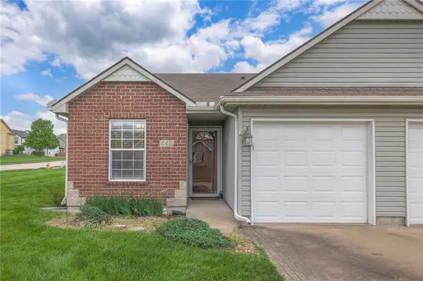 446 KREISEL DR, Raymore, MO 64083