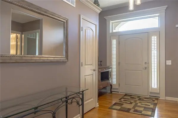15691 Blackberry TRL, Excelsior Springs, MO 64024
