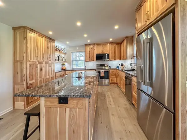 37160 W 156th ST, Rayville, MO 64084