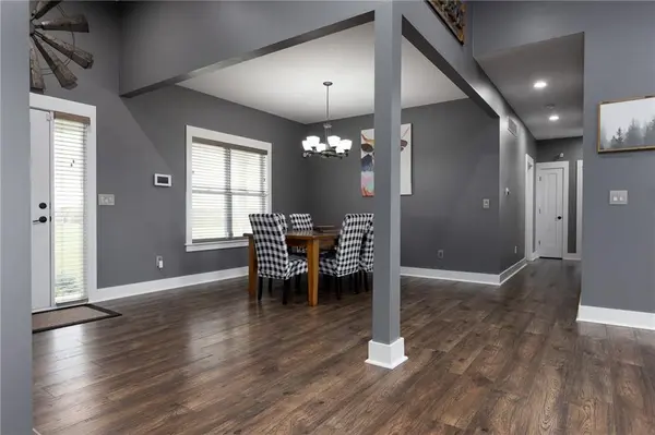 5033 SE Fox Run RD, Lathrop, MO 64465