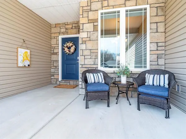 105 Fox Den CT, Savannah, MO 64485