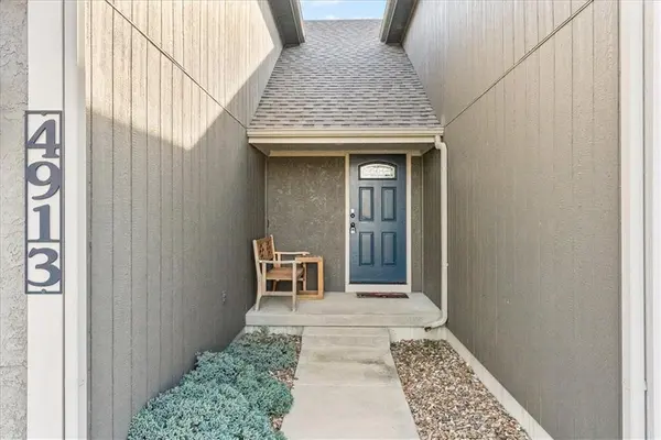 4913 141 TER, Basehor, KS 66007