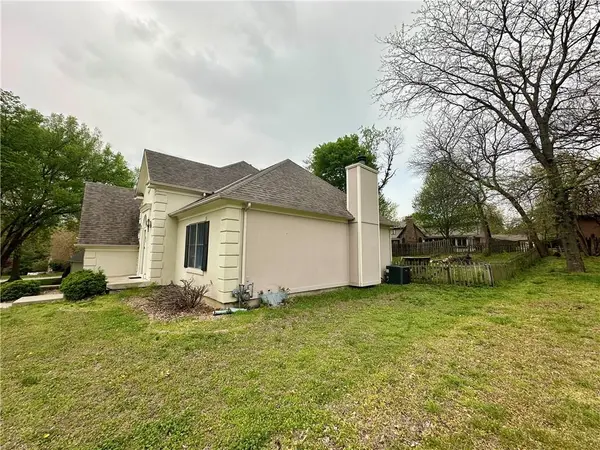 604 Park PL, Warrensburg, MO 64093