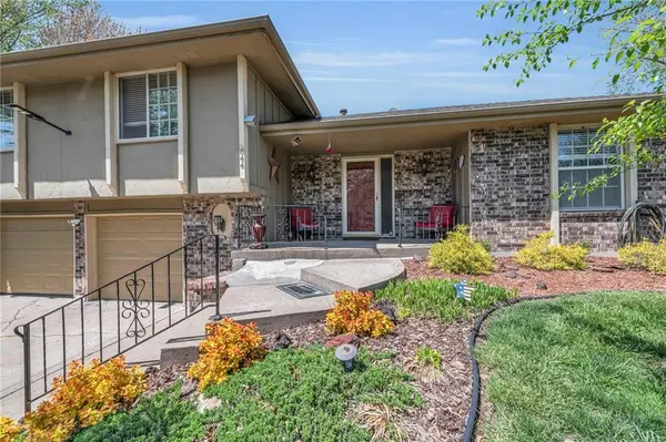 844 NW 69TH PL, Kansas City, MO 64118