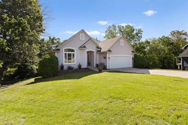 22716 E 29th Street Lane CT #S, Blue Springs, MO 64015