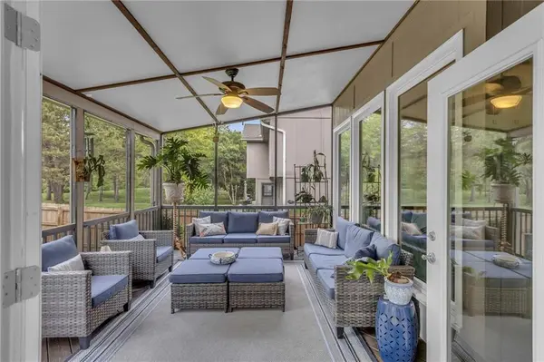 13302 W 115th ST, Overland Park, KS 66210