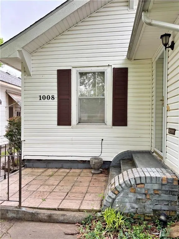 1008 E 5th ST, Pittsburg, KS 66762
