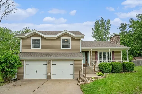 15 Baber CIR, Camden Point, MO 64018