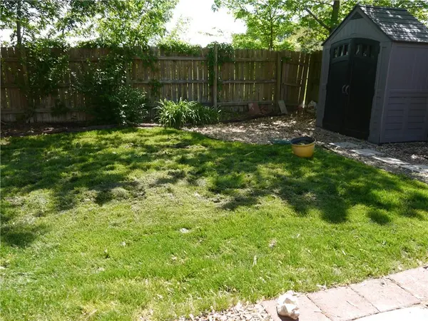 2528 Scottsdale ST, Lawrence, KS 66047
