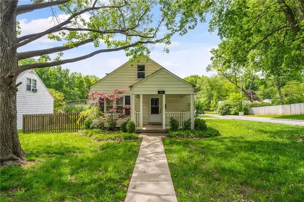 4515 W 62nd TER,  Fairway,  KS 66205