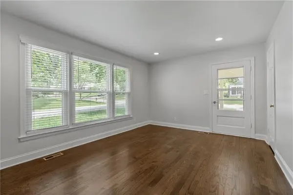 4515 W 62nd TER, Fairway, KS 66205