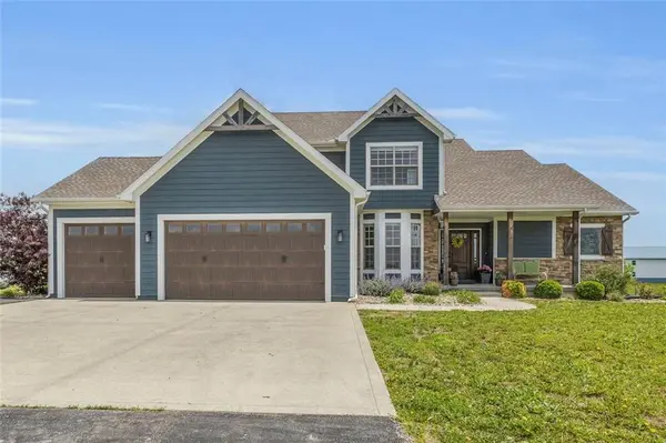 14896 170th ST, Bonner Springs, KS 66012
