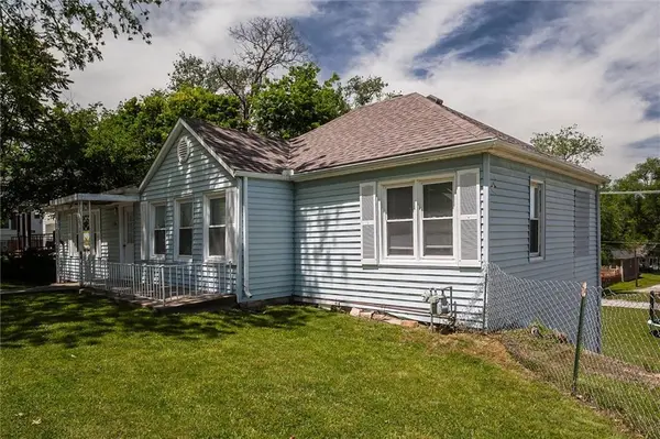 518 Walnut ST, Leavenworth, KS 66048