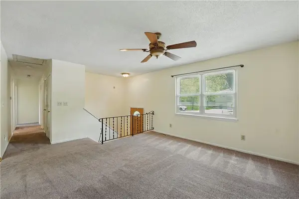 604 W Hulett ST, Edgerton, KS 66021
