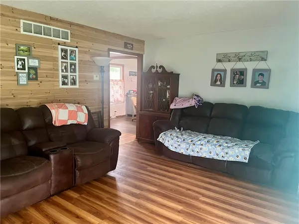 1300 S Main ST, Harrisonville, MO 64701