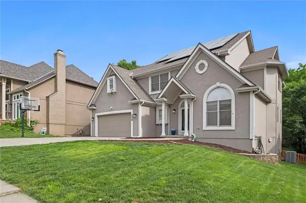 7614 NW 74th ST, Kansas City, MO 64152