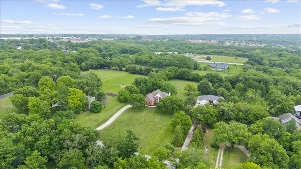 7007 Bell RD, Shawnee, KS 66217