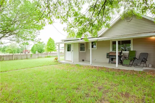 7610 NE Bacon RD, Cameron, MO 64429