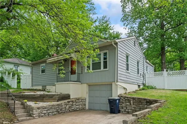 3209 N GARFIELD AVE, North Kansas City, MO 64116
