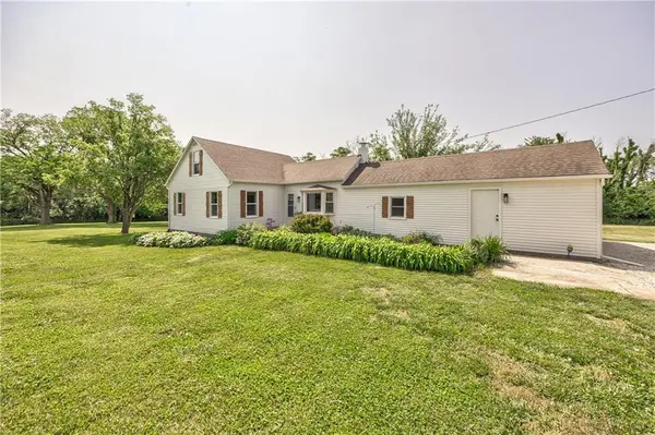 24853 Linwood RD, Lawrence, KS 66044