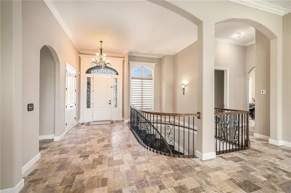 4512 NE Parks Summit TER, Lee's Summit, MO 64064