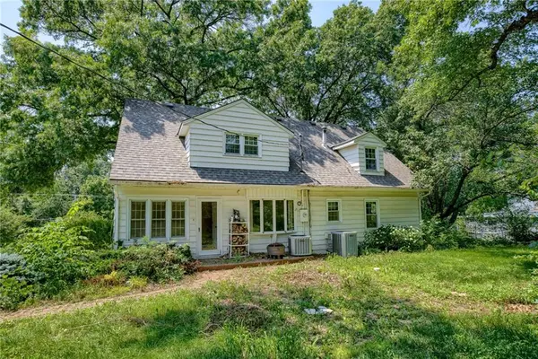 3437 Shrine Park RD, Leavenworth, KS 66048