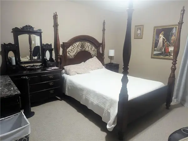 1323 Toulouse ST, Belton, MO 64012