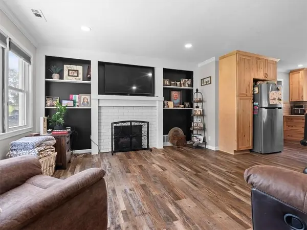 2 Ridgeland RD, Country Club, MO 64505